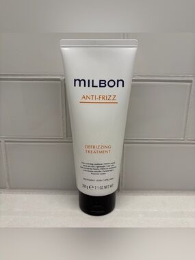 Milbon Anti-Frizz Defrizzing Treatment Frizz-Controling Conditioner